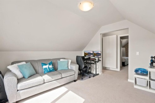 85 Masters Street Se, Calgary, AB 