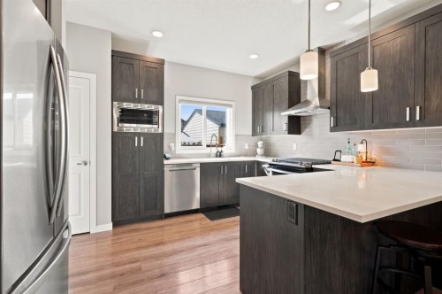 85 Masters Street Se, Calgary, AB 