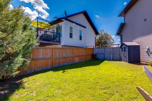 156 Camden Court, Strathmore, AB - Outdoor