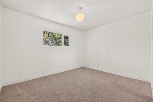 90 Armstrong Crescent Se, Calgary, AB 
