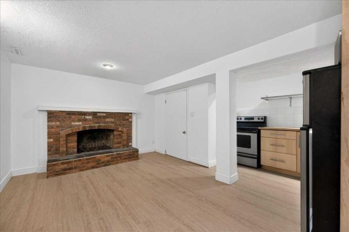 90 Armstrong Crescent Se, Calgary, AB 
