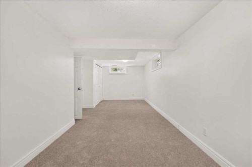 90 Armstrong Crescent Se, Calgary, AB 