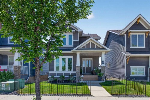 111 River Heights Drive  Cochrane, AB T4C 0Y1