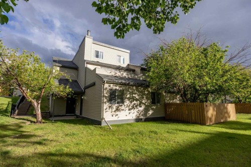 301-1540 29 Street NW Calgary, AB T2N 4M1