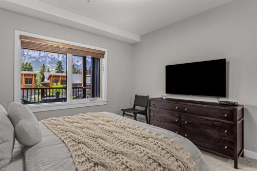 206-1105 Spring Creek Drive, Canmore, AB 