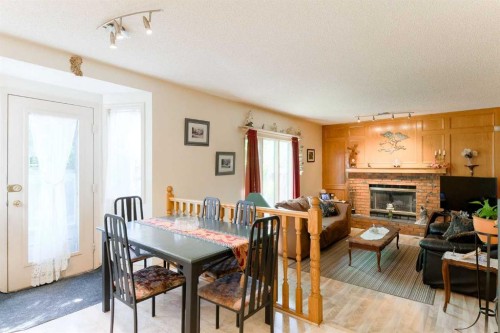 84 Shannon Way Sw, Calgary, AB 