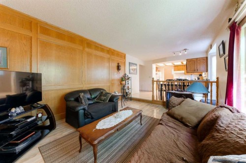 84 Shannon Way Sw, Calgary, AB 