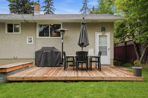 3732 45 Street Sw, Calgary, AB 