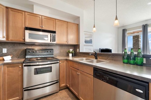 4-153 Rockyledge View Nw, Calgary, AB 