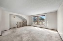 28 Sandstone Hill Nw, Calgary, AB 