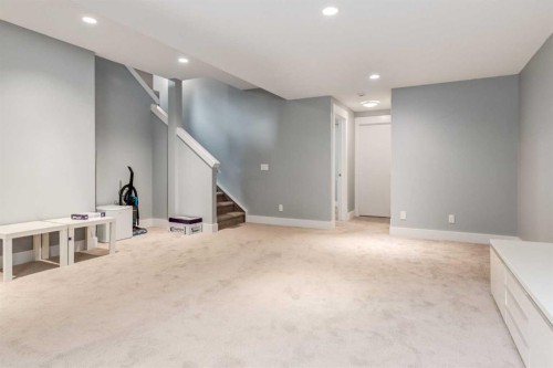 112 Burma Star Road Sw, Calgary, AB 