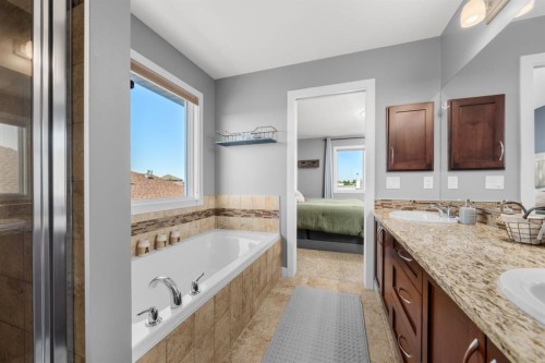 145 Hanson Drive Ne, Langdon, AB 