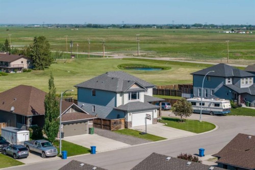 145 Hanson Drive Ne, Langdon, AB 