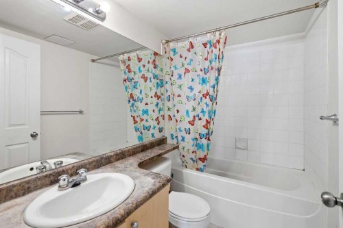 1008-1111 6 Avenue Sw, Calgary, AB - Indoor Photo Showing Bathroom