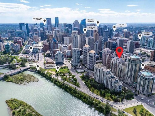 1008-1111 6 Avenue Sw, Calgary, AB - Outdoor With View