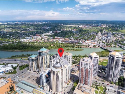 1008-1111 6 Avenue Sw, Calgary, AB - Outdoor With View