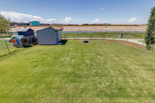 203 Bishop Mews Nw, Langdon, AB 