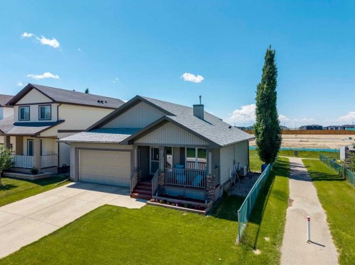 203 Bishop Mews Nw, Langdon, AB 