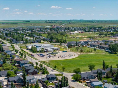 203 Bishop Mews Nw, Langdon, AB 