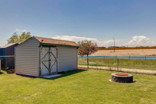 203 Bishop Mews Nw, Langdon, AB 