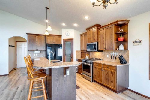 203 Bishop Mews Nw, Langdon, AB 