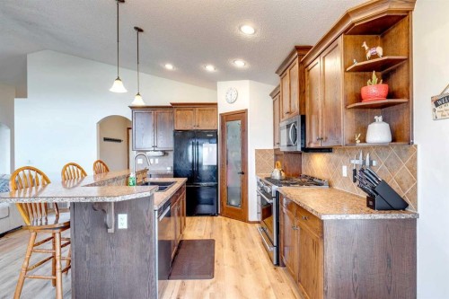 203 Bishop Mews Nw, Langdon, AB 