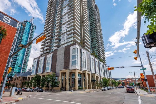 3903-1122 3 Street Se, Calgary, AB - Outdoor With Facade