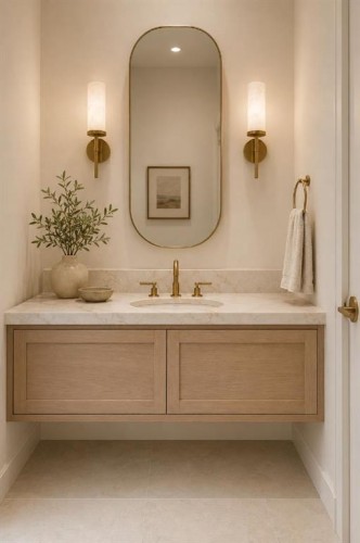2024 30 Avenue Sw, Calgary, AB - Indoor Photo Showing Bathroom