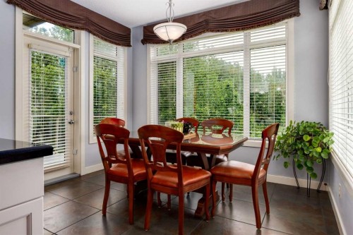 77 Royal Highland Road Nw, Calgary, AB 