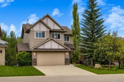 77 Royal Highland Road NW Calgary, AB T3G 4Y4