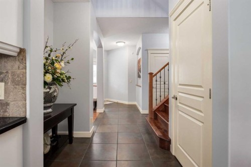 77 Royal Highland Road Nw, Calgary, AB 