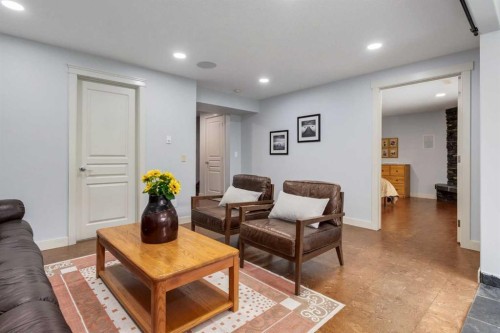 77 Royal Highland Road Nw, Calgary, AB 