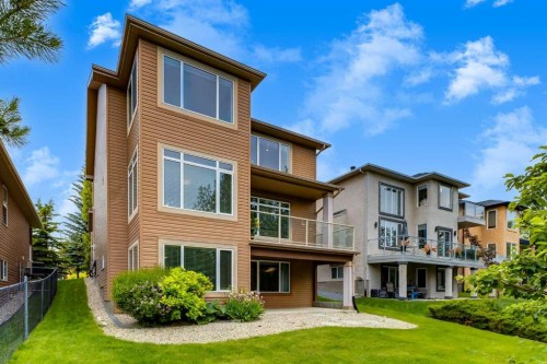 77 Royal Highland Road Nw, Calgary, AB 