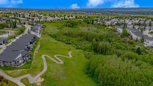 77 Royal Highland Road Nw, Calgary, AB 