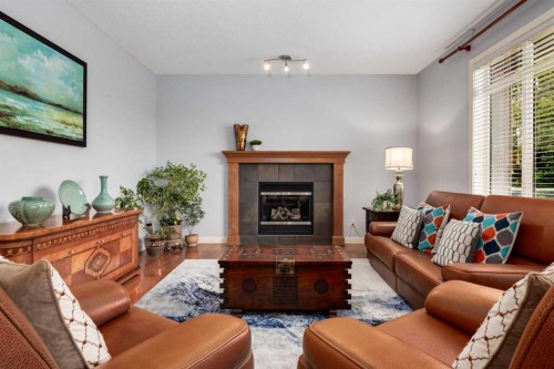77 Royal Highland Road Nw, Calgary, AB 