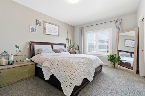 93 Heritage Hill, Cochrane, AB 