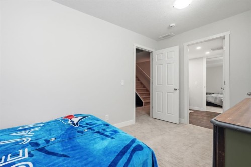 93 Heritage Hill, Cochrane, AB 