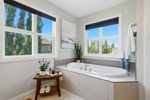 468 Mahogany Boulevard Se, Calgary, AB 
