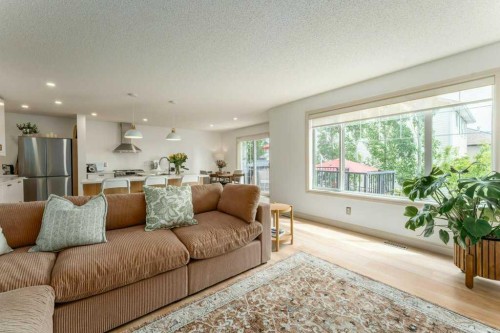 131 Westmount Hill, Okotoks, AB 