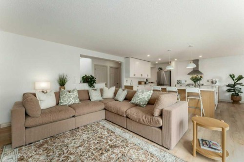 131 Westmount Hill, Okotoks, AB 