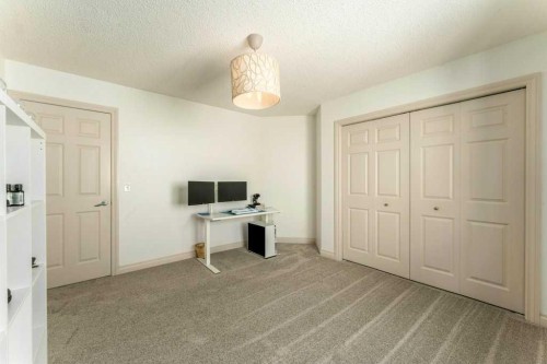 131 Westmount Hill, Okotoks, AB 