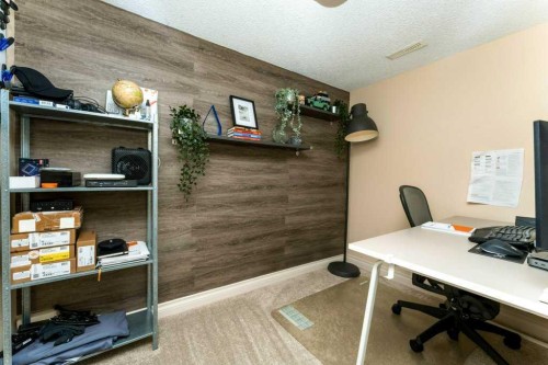 131 Westmount Hill, Okotoks, AB 