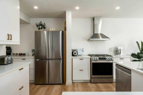 131 Westmount Hill, Okotoks, AB 