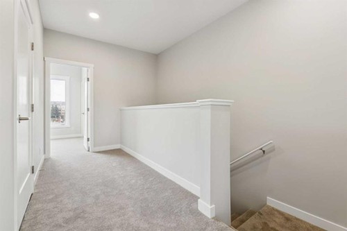 107 Shawnee Square Sw, Calgary, AB 
