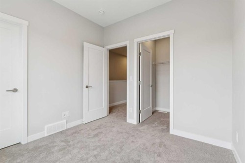 107 Shawnee Square Sw, Calgary, AB 