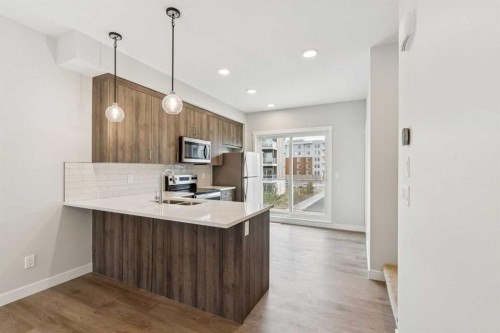 107 Shawnee Square Sw, Calgary, AB 