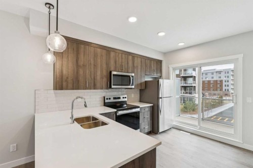 107 Shawnee Square Sw, Calgary, AB 