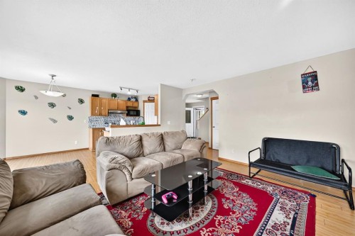 145 Martinvalley Crescent Ne, Calgary, AB 