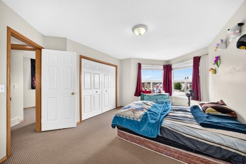 145 Martinvalley Crescent Ne, Calgary, AB 