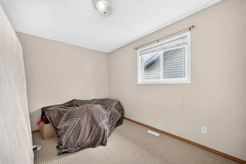 145 Martinvalley Crescent Ne, Calgary, AB 